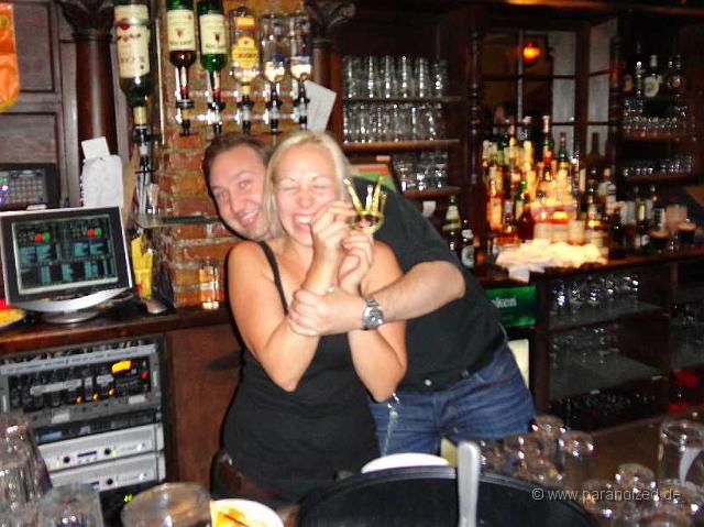 2011 Hands up at Kilians 019.jpg - Krone wider Willen